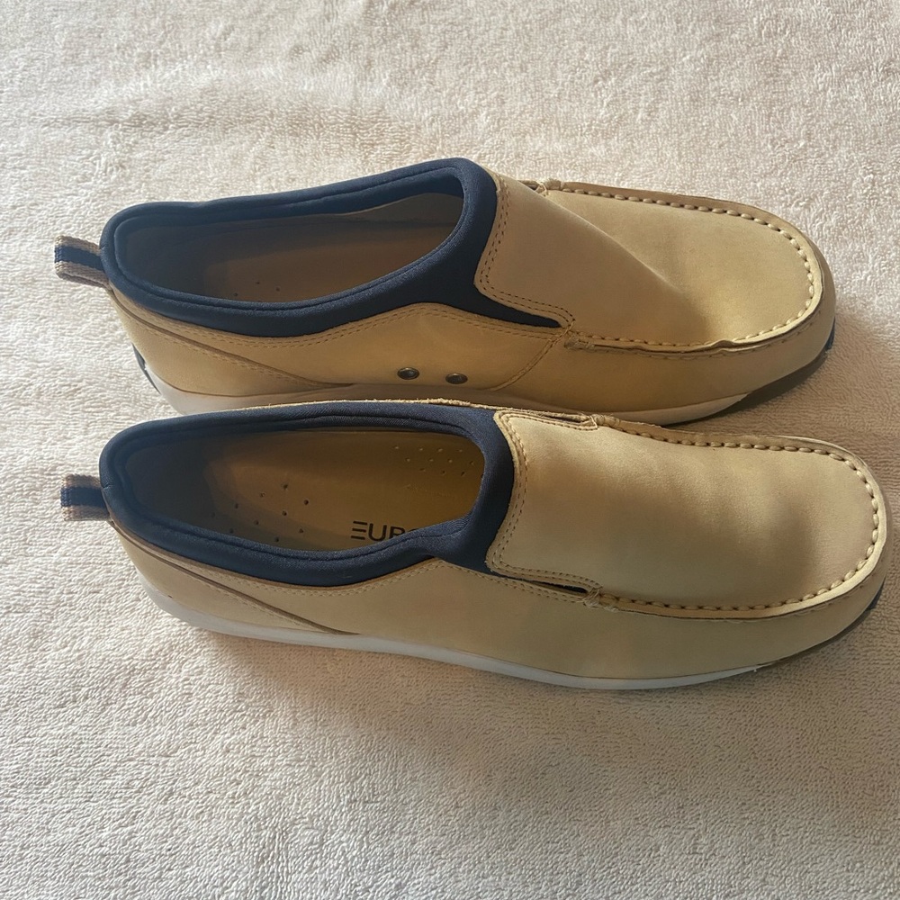 Men's Tan Slip-On Shoes